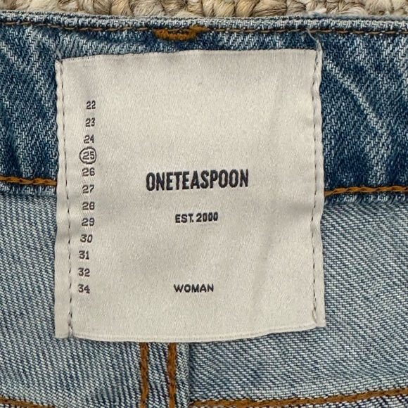 One Teaspoon Shorts - Picture 2 of 4